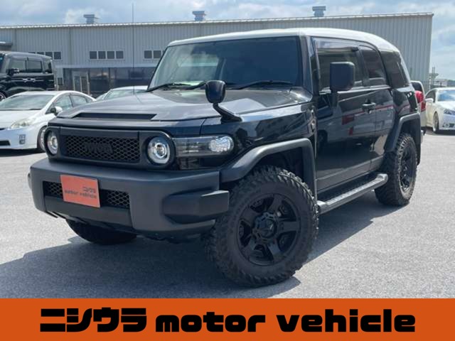 Toyota FJ Cruiser 2