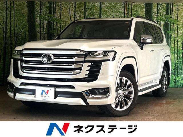 Toyota Land Cruiser 300 2