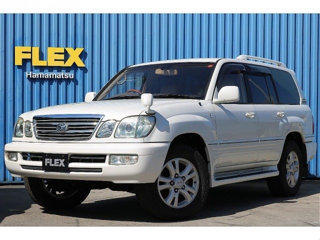 Toyota Land Cruiser Cygnus 1