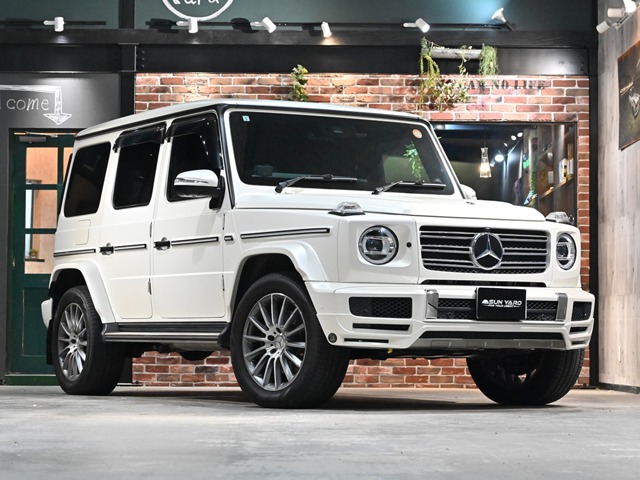 Mercedes-Benz G-Class 1