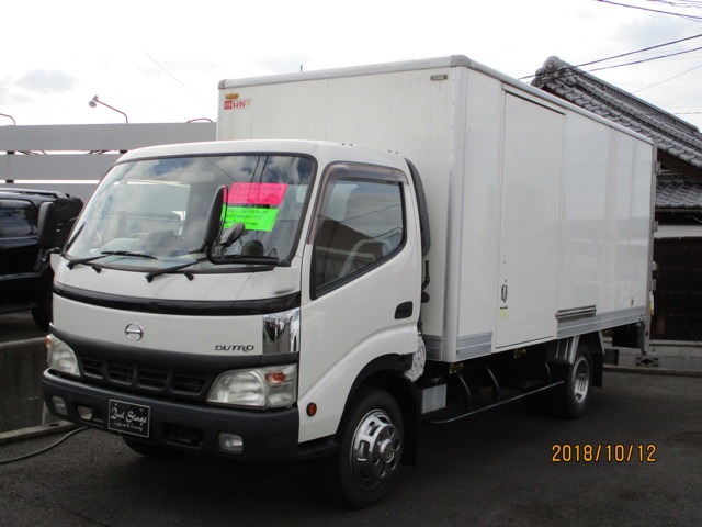 2004 Hino Dutro