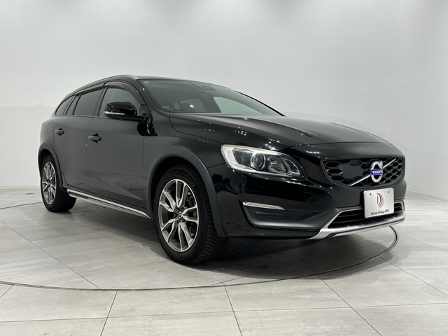 2016 Volvo V60 Cross Country
