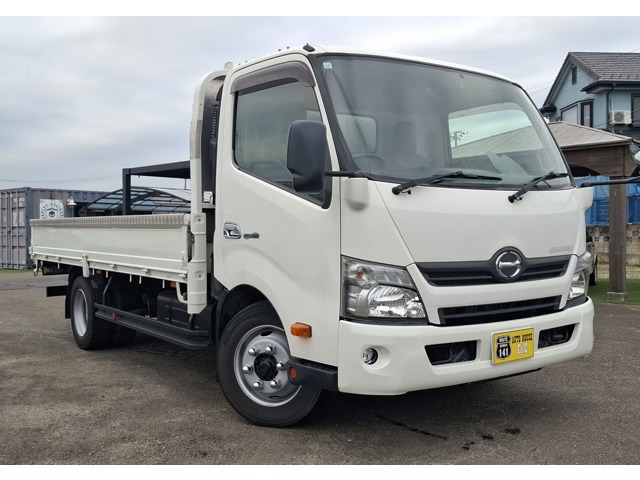 2017 Hino Dutro