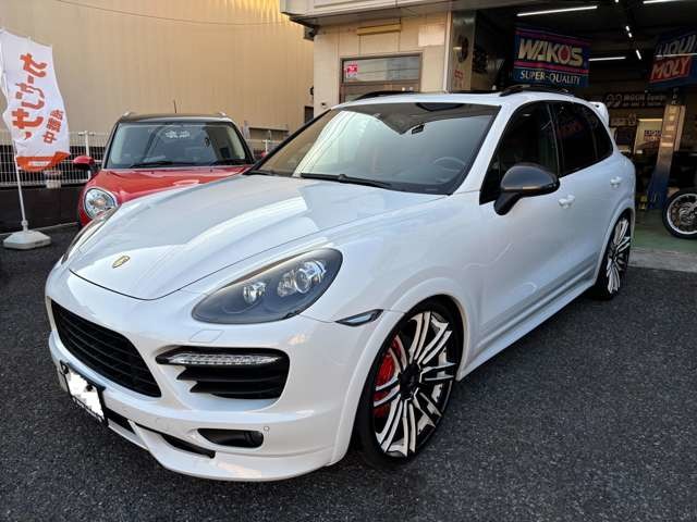 Porsche Cayenne 2