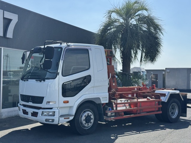 Mitsubishi Fuso Fighter 1