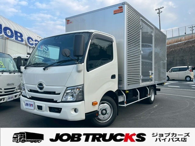 2025 Hino Dutro