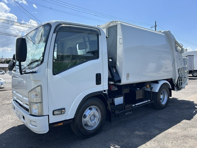 2008 Isuzu Elf