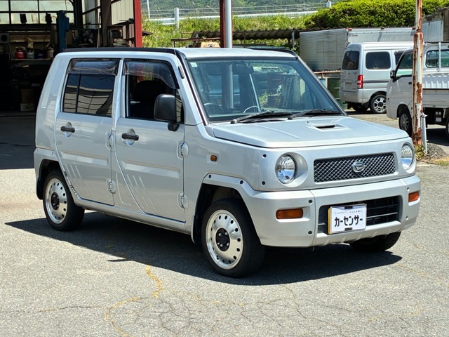 Daihatsu ネイキッド 1