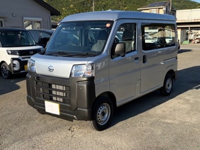 Daihatsu Hijet Cargo 1