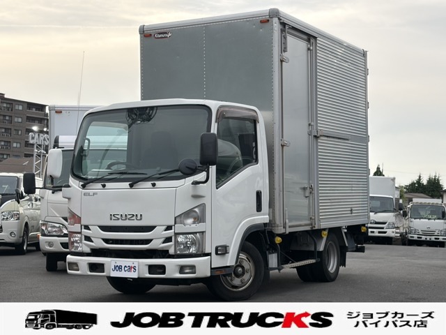 Isuzu Elf 1