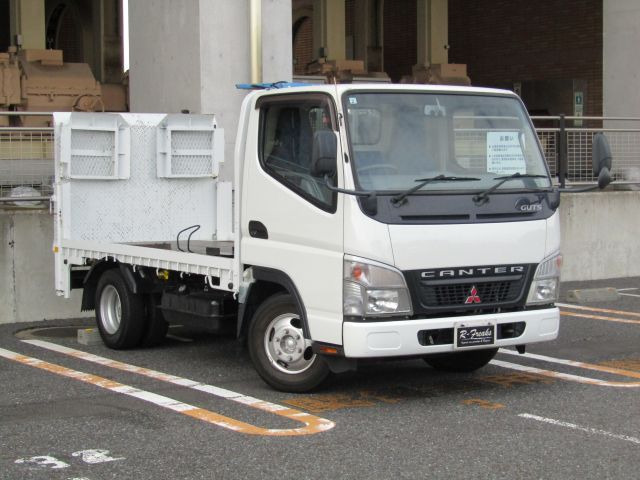 2006 Mitsubishi Fuso Canter Guts