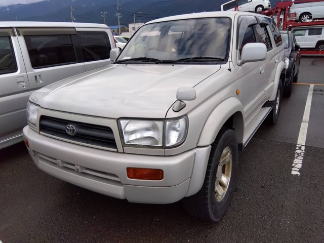 Toyota Hilux Surf 2
