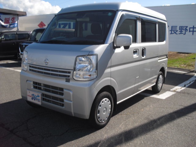 2017 Nissan NV100 Clipper