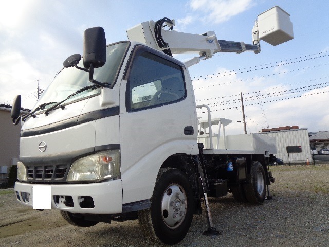 2006 Hino Dutro