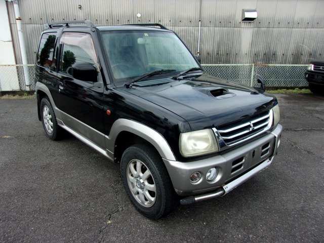 2004 Mitsubishi Pajero Mini