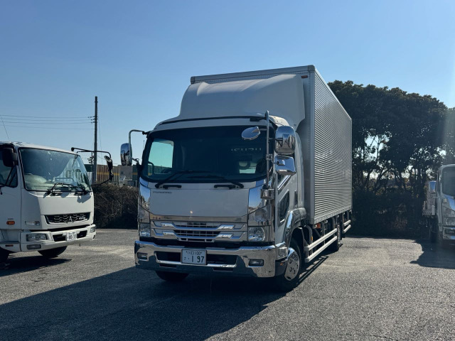 2015 Isuzu Forward