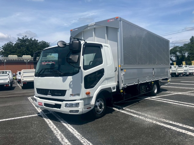 Mitsubishi Fuso Fighter 1