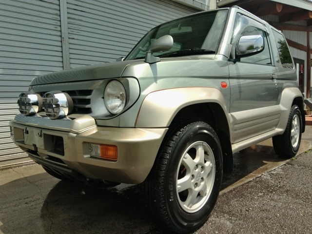 Mitsubishi Pajero Junior 1