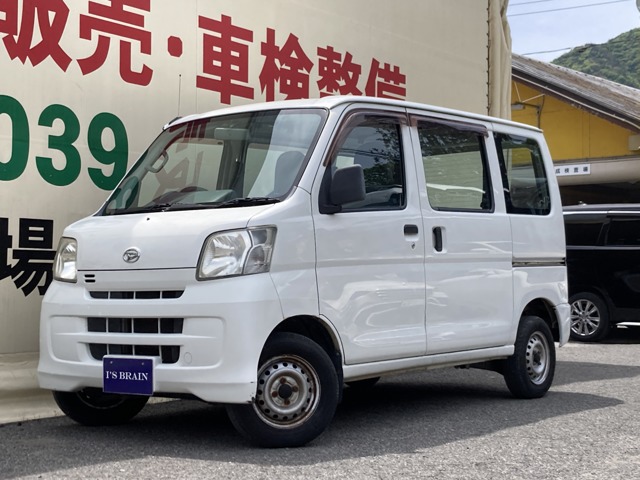 Daihatsu Hijet Cargo 1