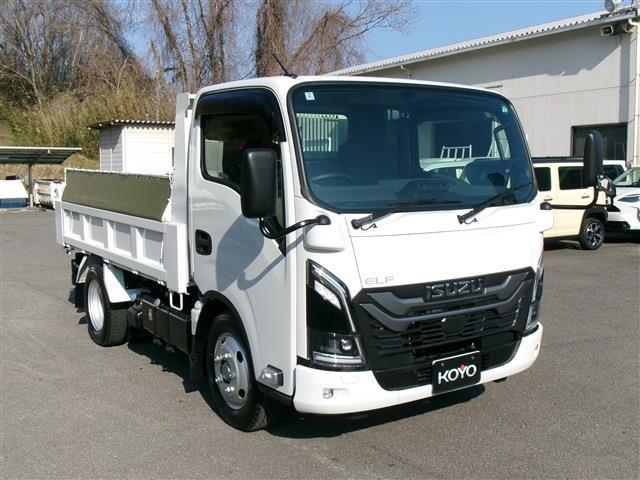2025 Isuzu Elf