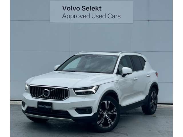 2022 Volvo XC40