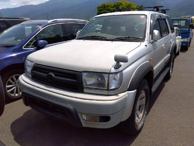 Toyota Hilux Surf 2