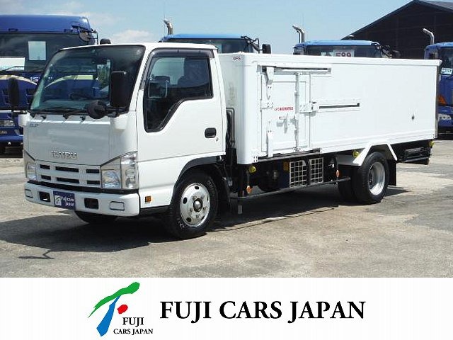 Isuzu Elf 1