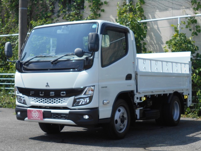 Mitsubishi Fuso Canter 1