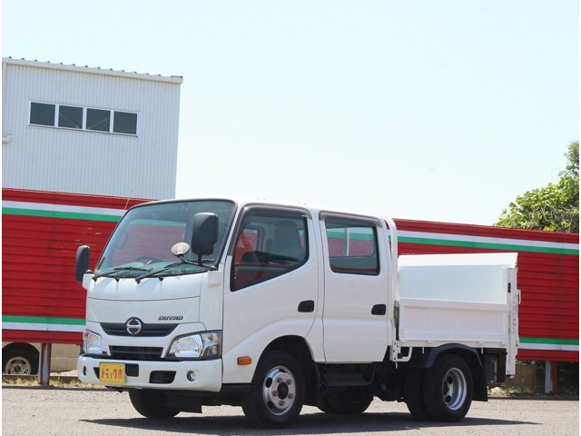 Hino Dutro 1
