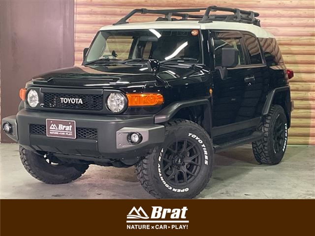Toyota FJ Cruiser 2
