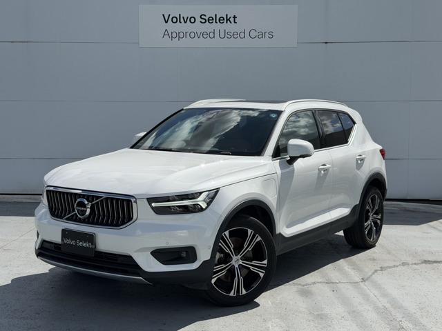 2022 Volvo XC40