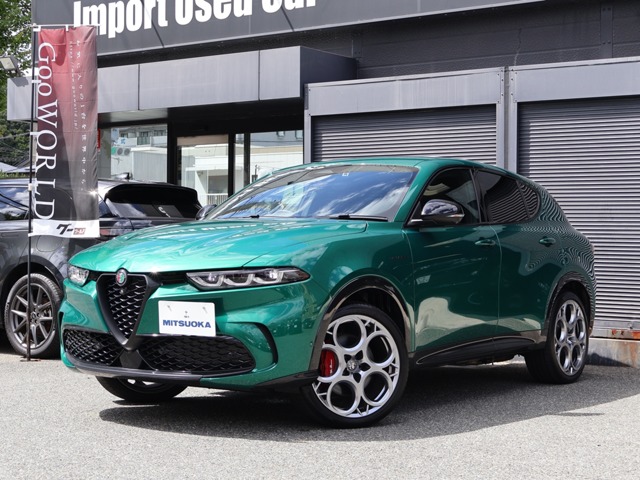 Alfa Romeo Tonale Plug-in Hybrid Q4 Veloce 4WD with warranty transfer, black leather 20 winter tires, harman sound system, D recorder F&R