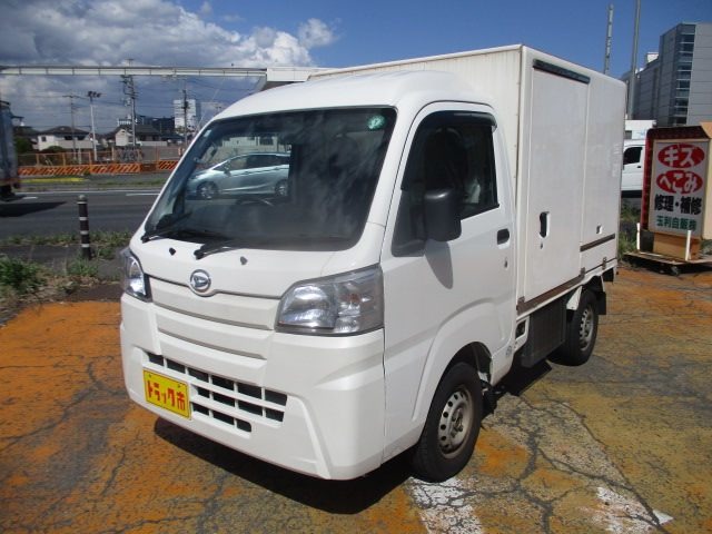 Daihatsu Hijet Truck 1