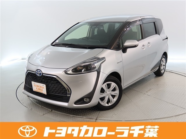 Toyota Sienta 1