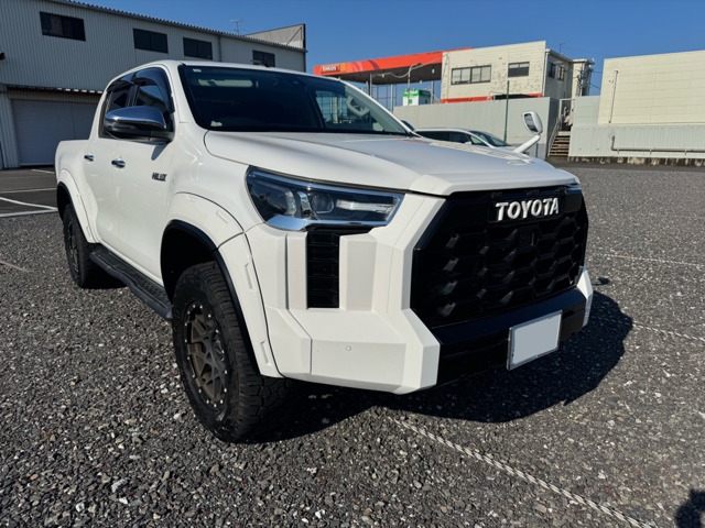 Toyota Hilux 1