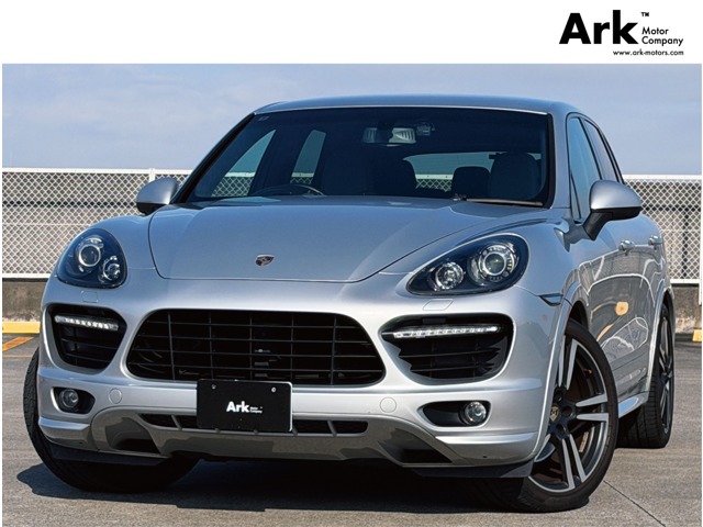 Porsche Cayenne 2