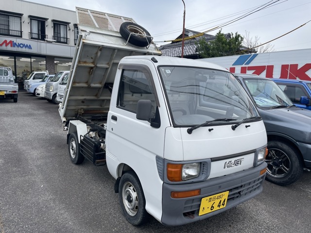 Daihatsu Hijet Truck 1