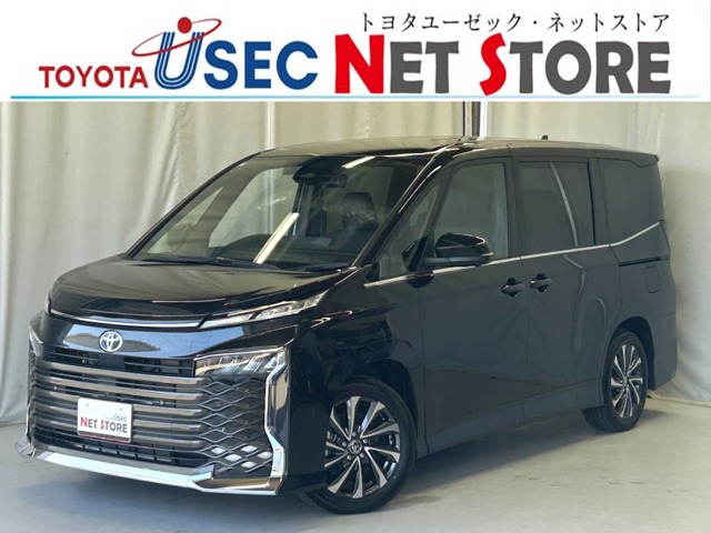 Toyota Voxy 1