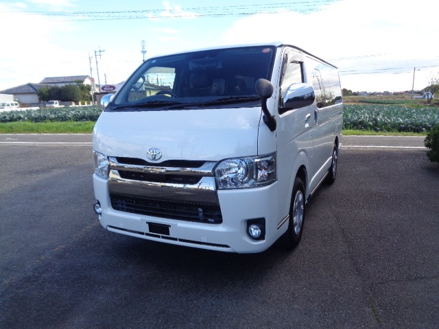 2018 Toyota Regius Ace