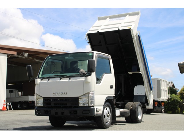 2013 Isuzu Elf