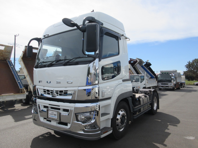 Mitsubishi Fuso Super Great 2