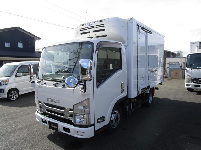 2016 Isuzu Elf