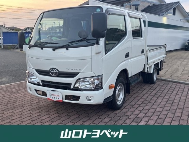 Toyota Toyoace 1