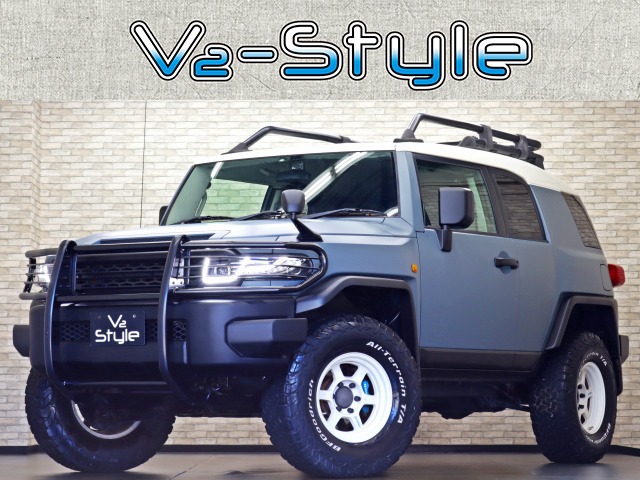 Toyota FJ Cruiser 2