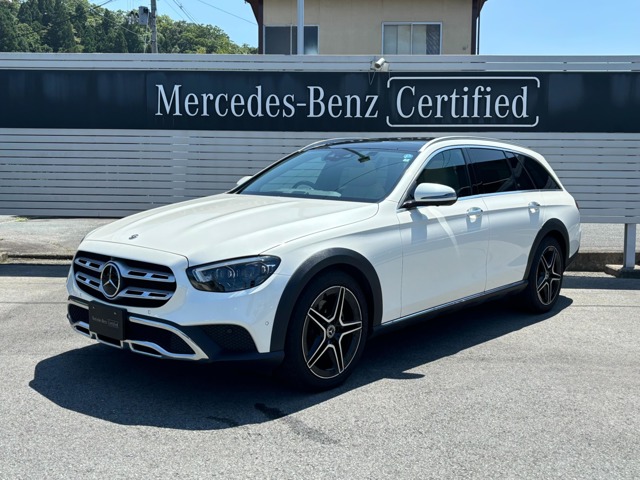 Mercedes-Benz E-Class All-Terrain 1
