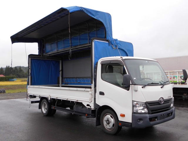 2017 Toyota Toyoace
