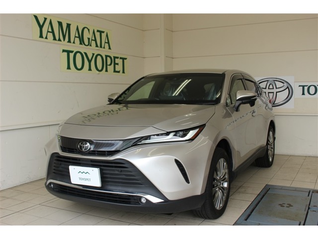 Toyota Harrier 1