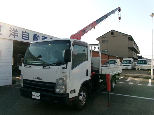 Isuzu Elf 1