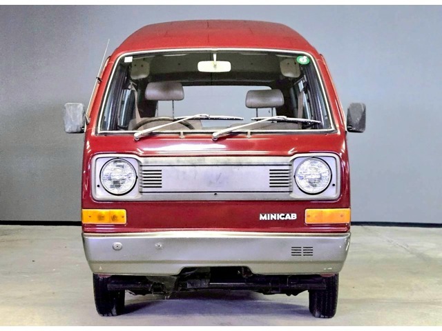 1982 Mitsubishi Minicab Van