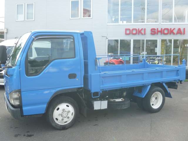 Isuzu Elf 1